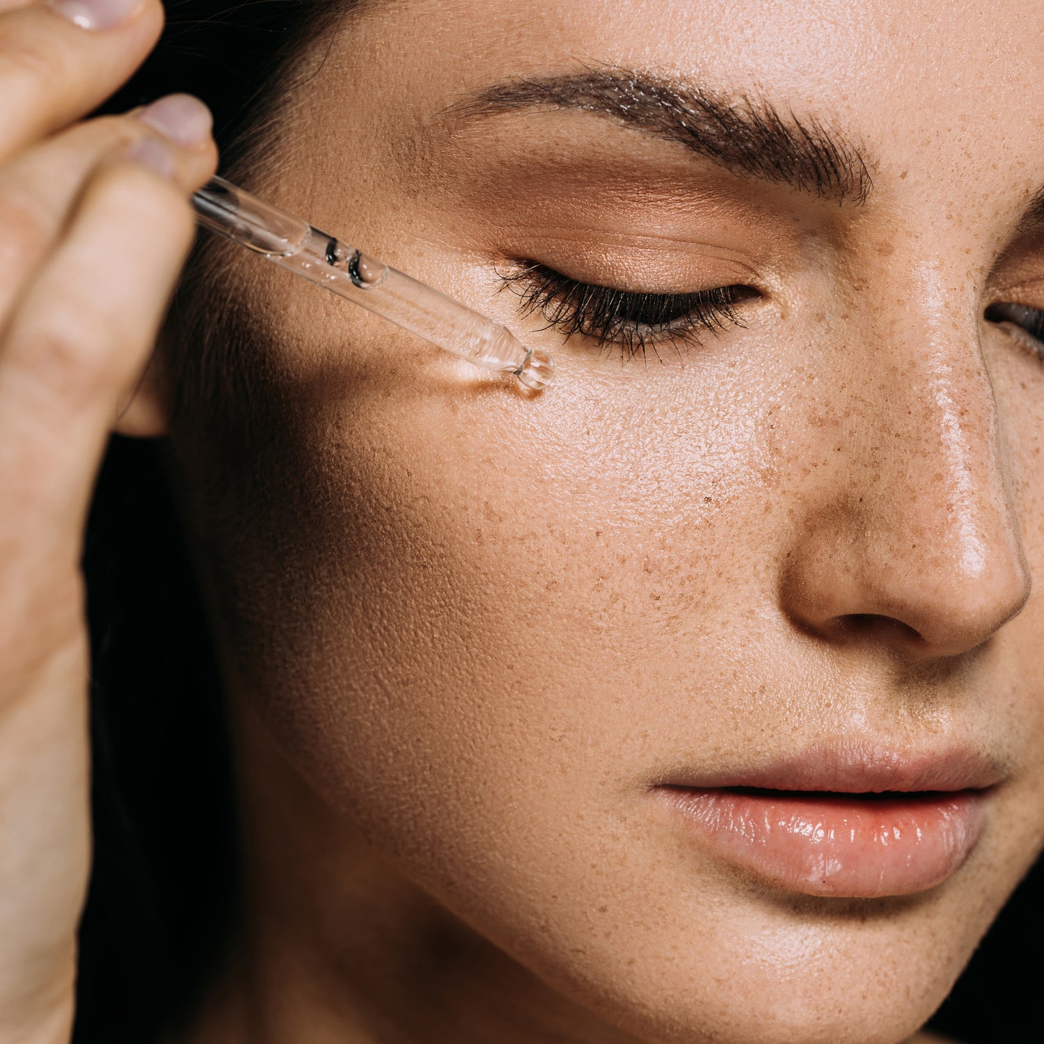 Retinol para renovar la piel envejecida