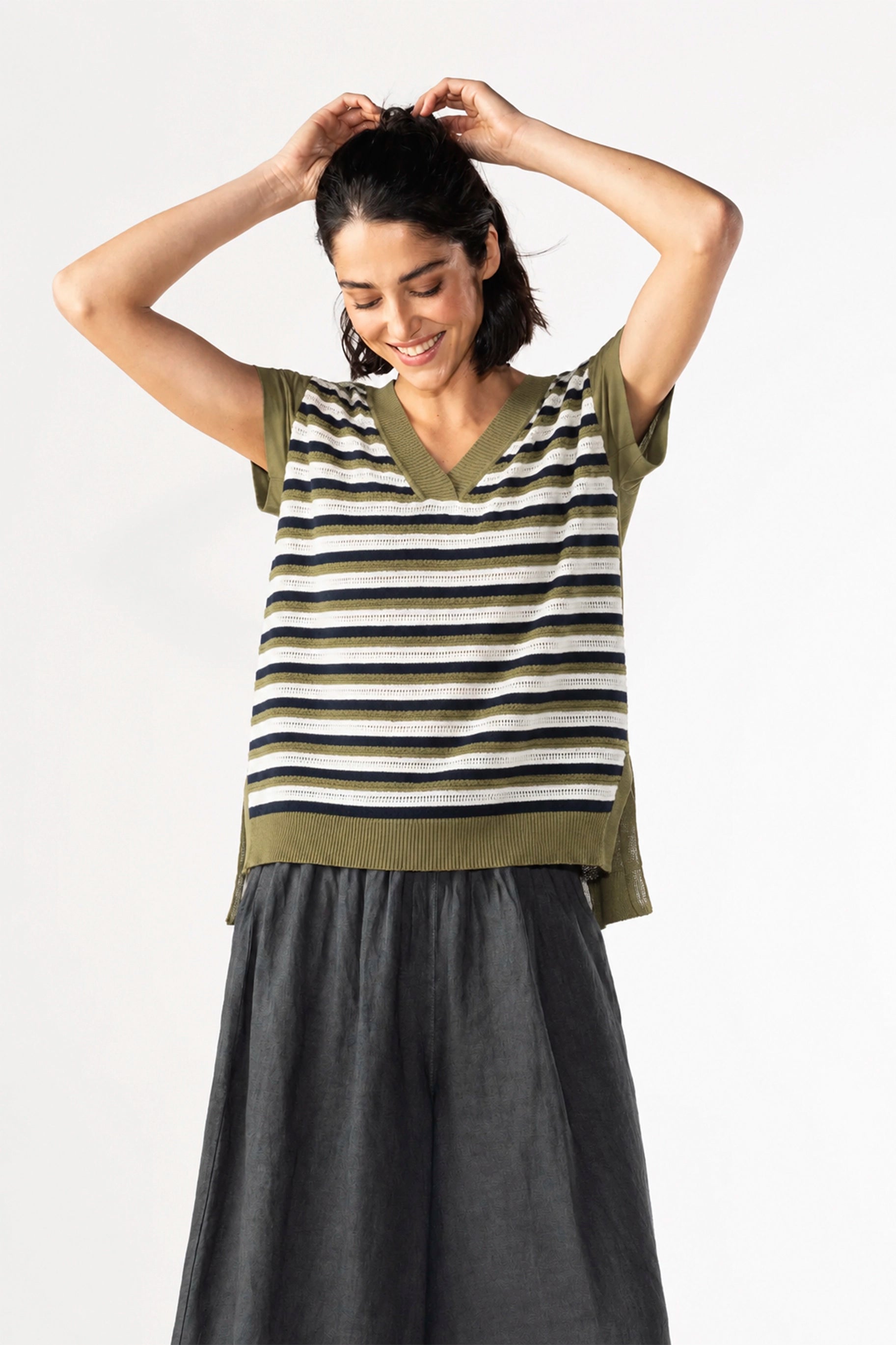 Polera Oliva Lineas
