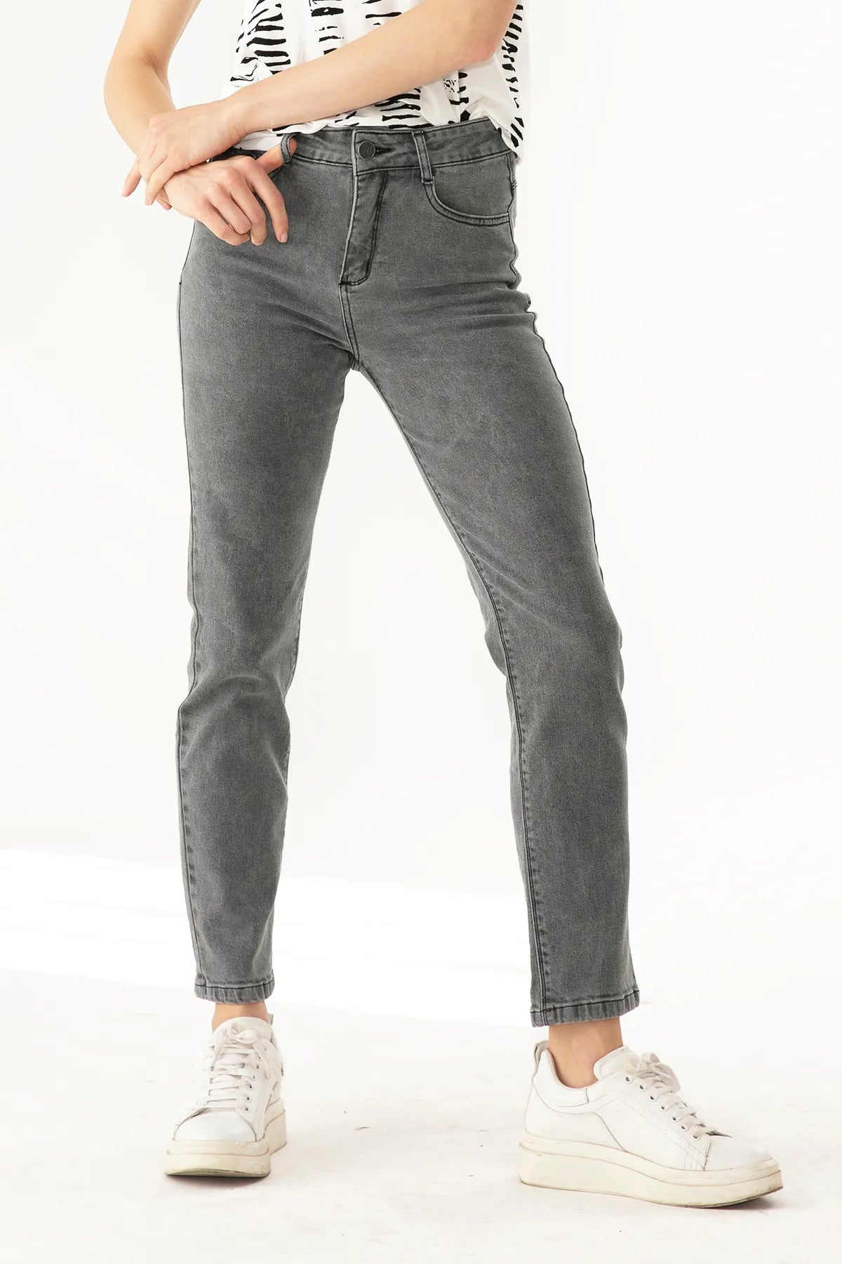 Jeans Denim Basic Exos Gris