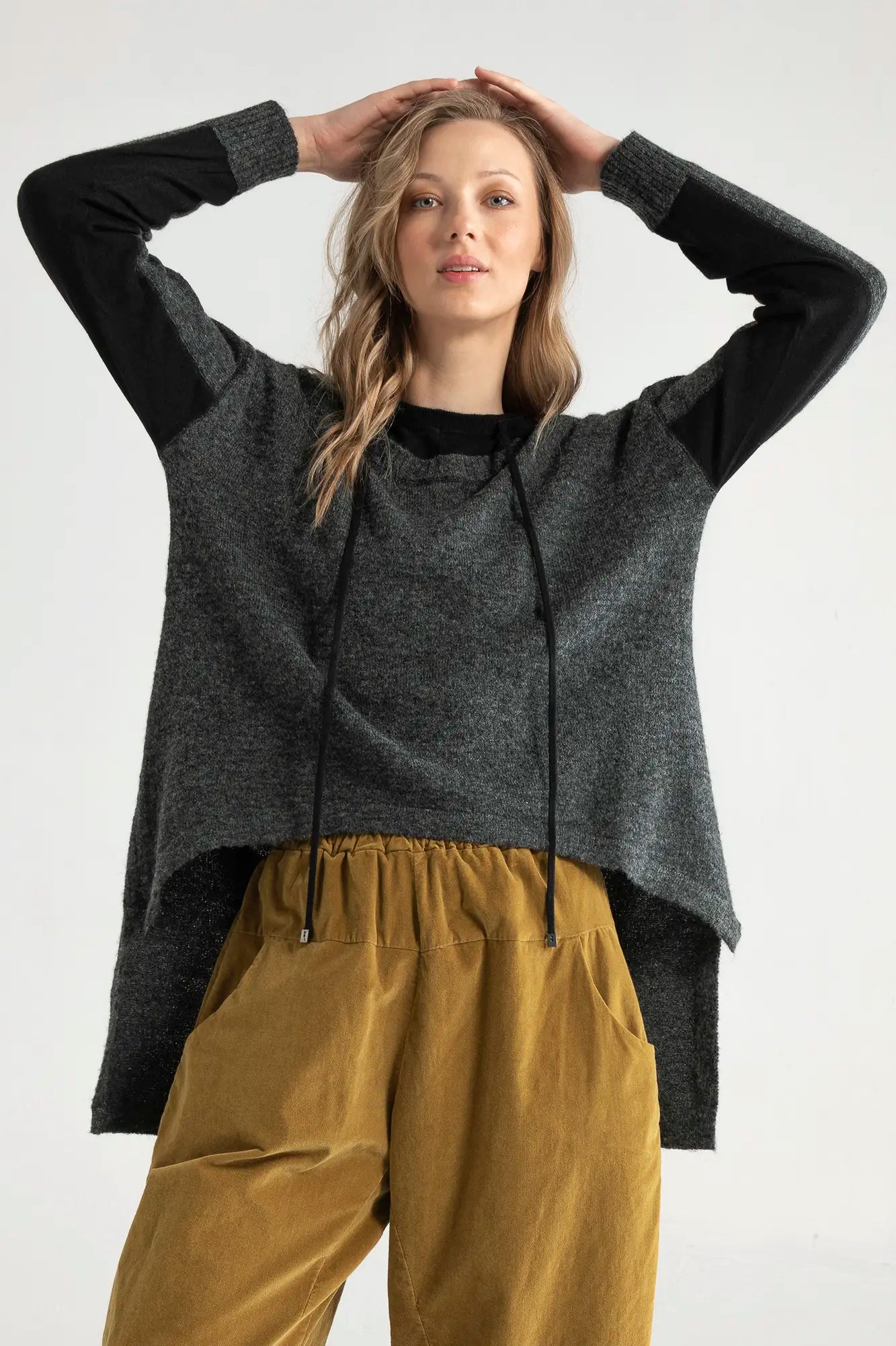 RAGGA_Sweater_Caleb_012b