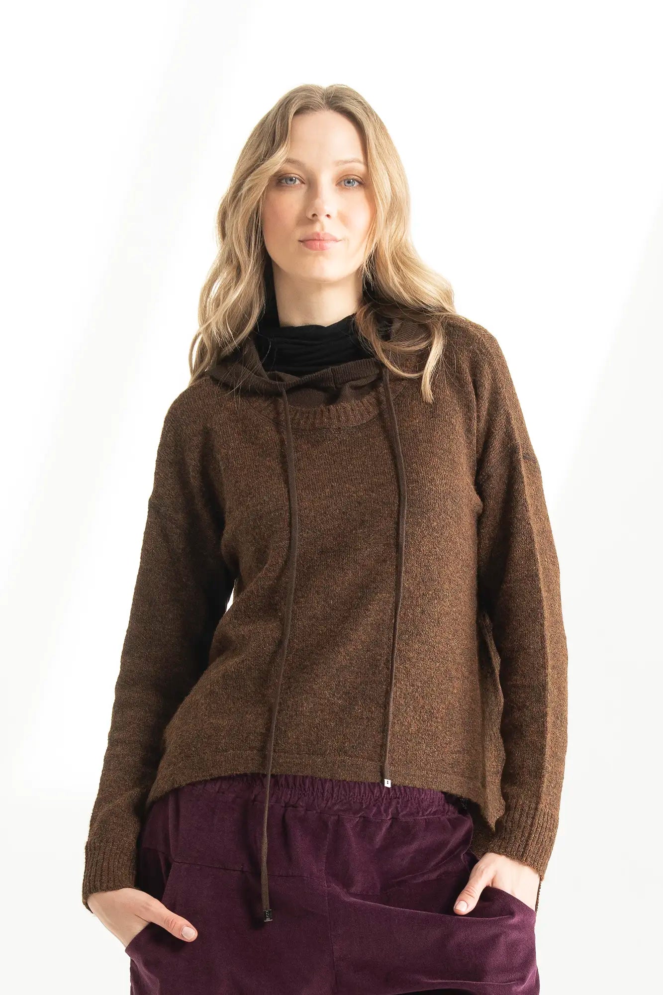 RAGGA_Sweater_Caleb_021a