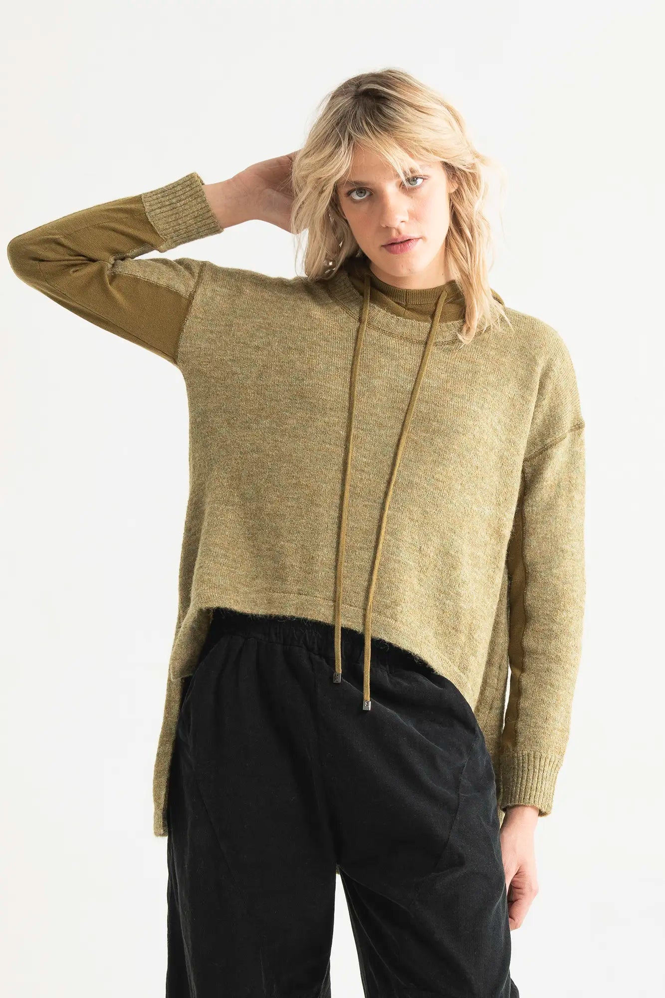 RAGGA_Sweater_Caleb_056a