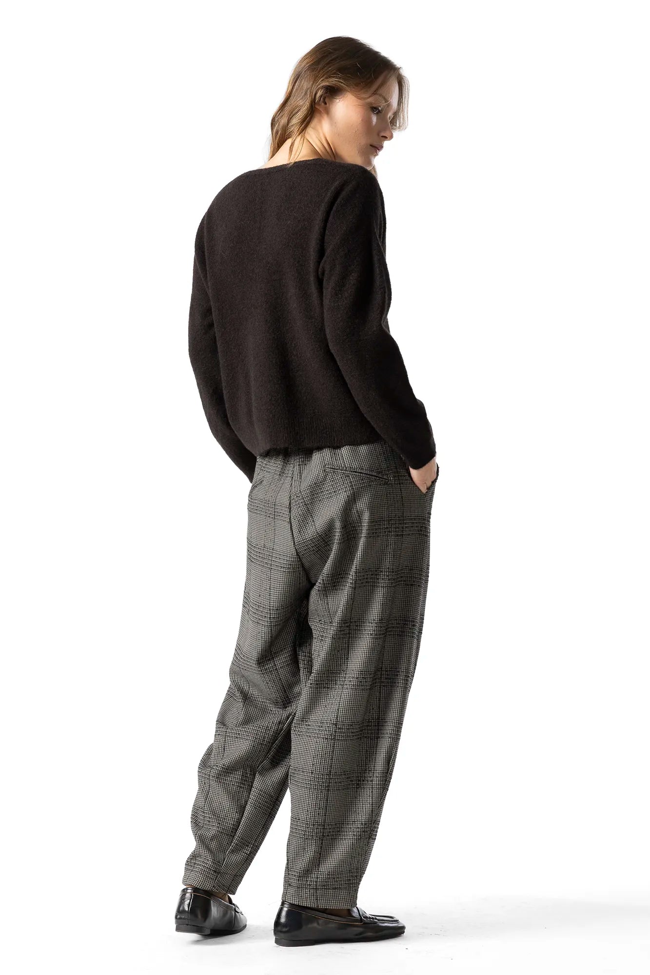 RAGGA_Sweater_Masi_Viscosa_negro_Mujer_espalda