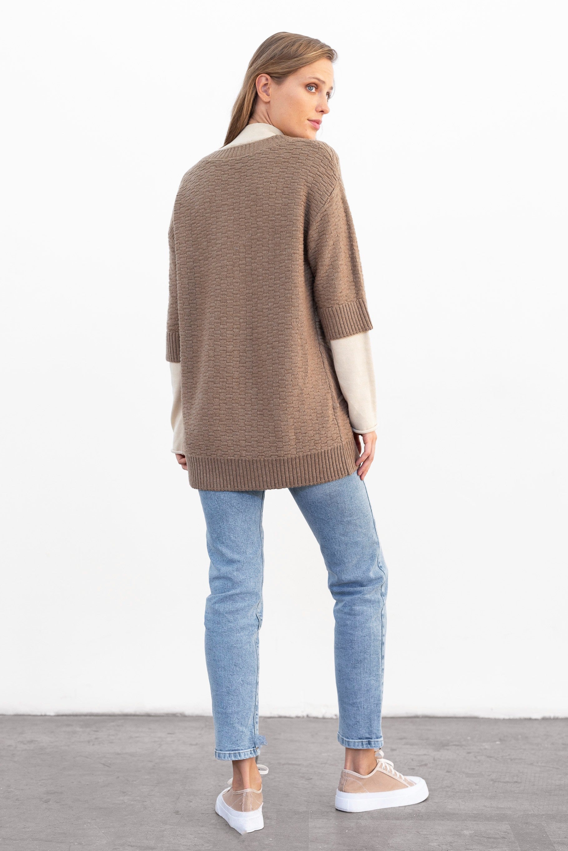SWEATER ABATE 020k_edited.jpg