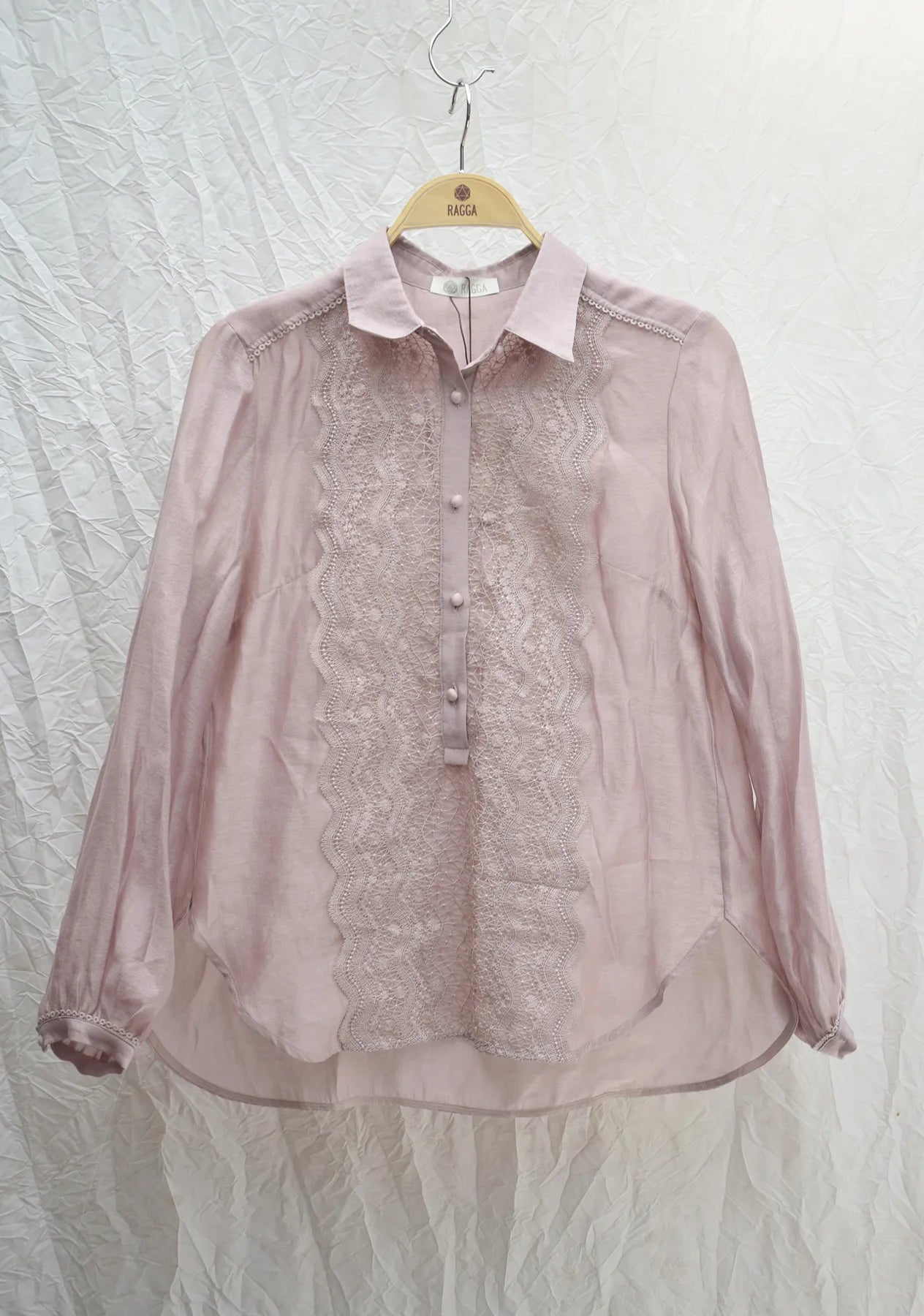 Blusa Bordada Con Abertura