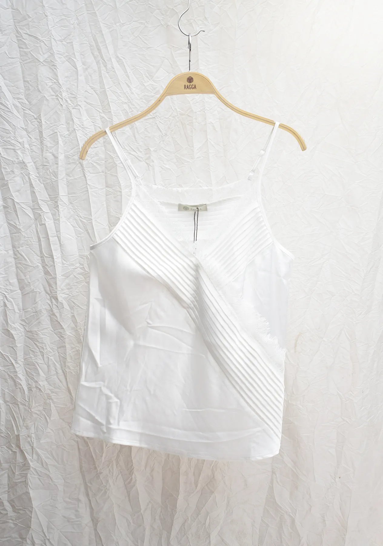 Polera Tirantes y Plisado