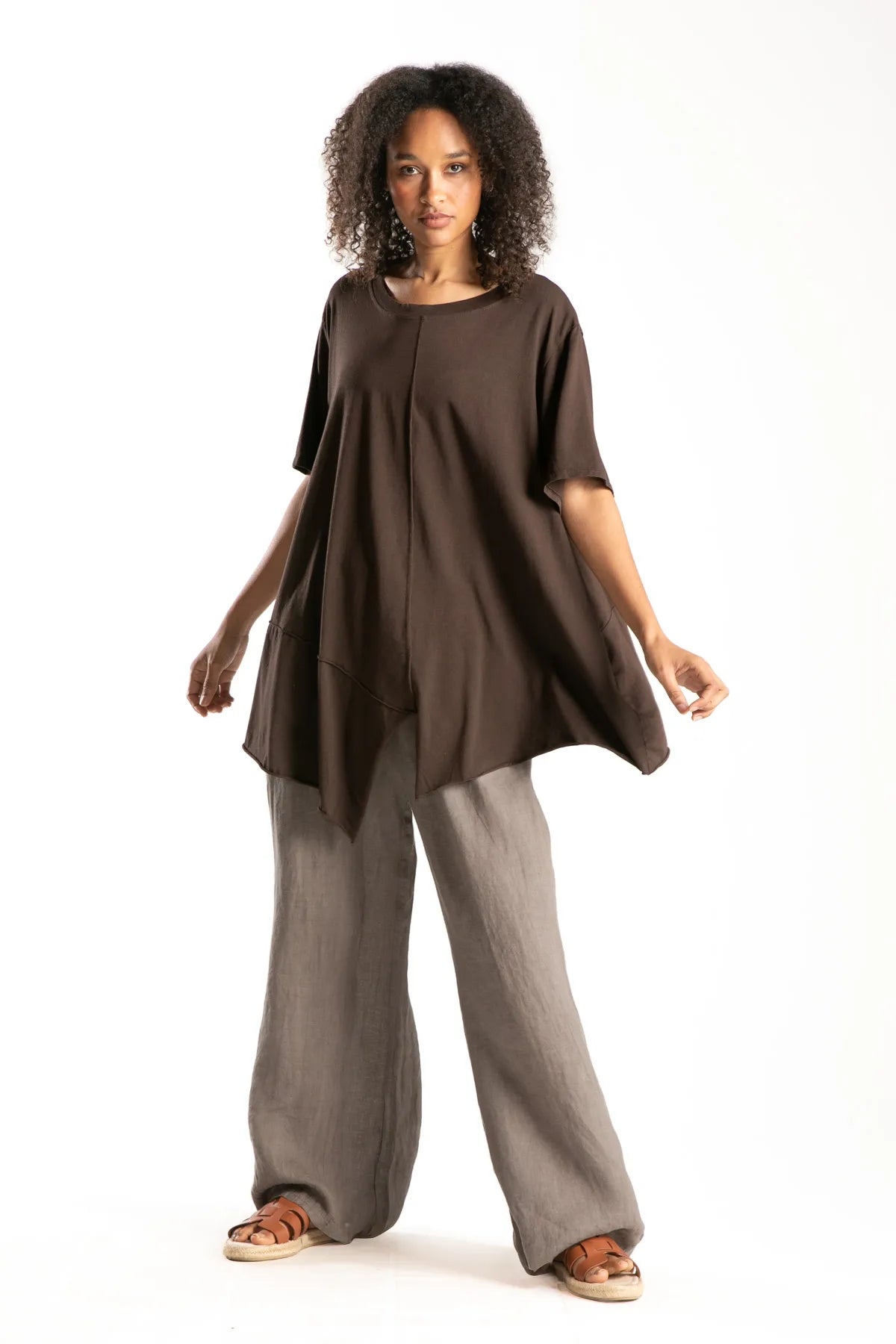 Ragga Polera Nika Chocolate Algodón Frente Mujer