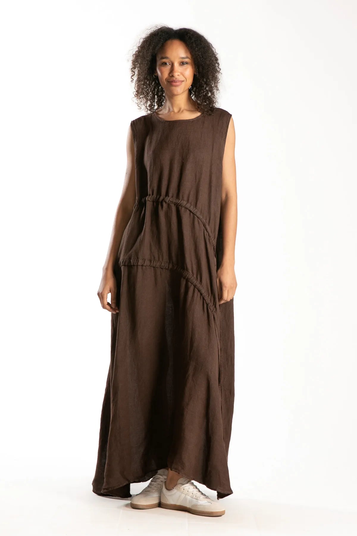 Ragga vestido Lucian de Lino chocolate de mujer largo sin mangas vista frontal