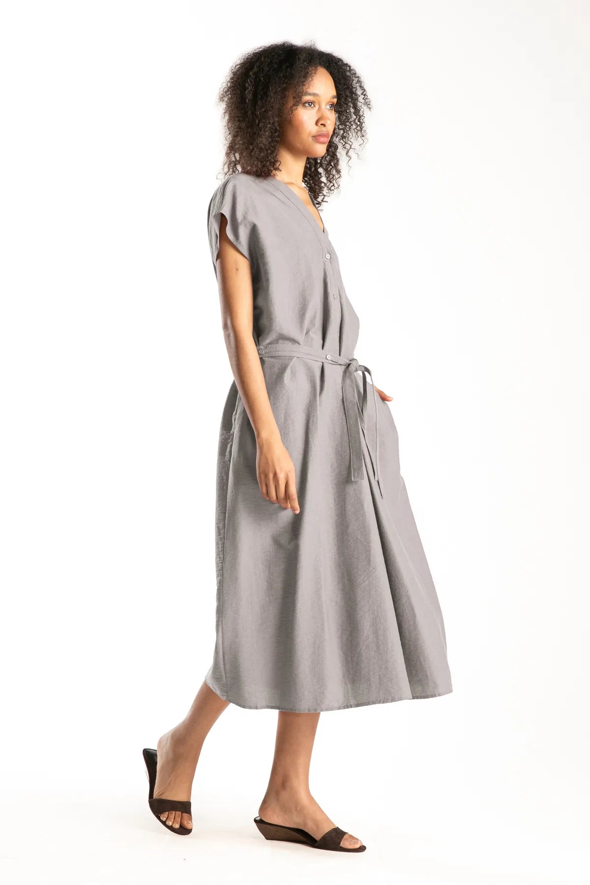 Ragga Vestido Mujer Montreal color mink manga corta cinturón vista perfil