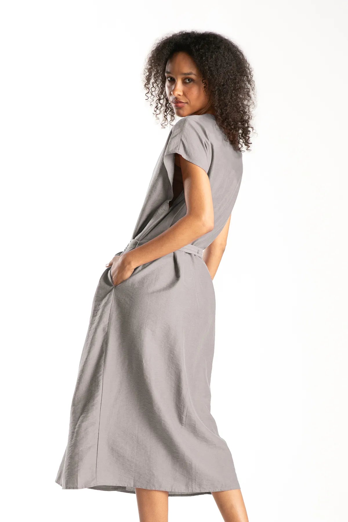 Ragga Vestido Mujer Montreal color mink cinturón vista espalda