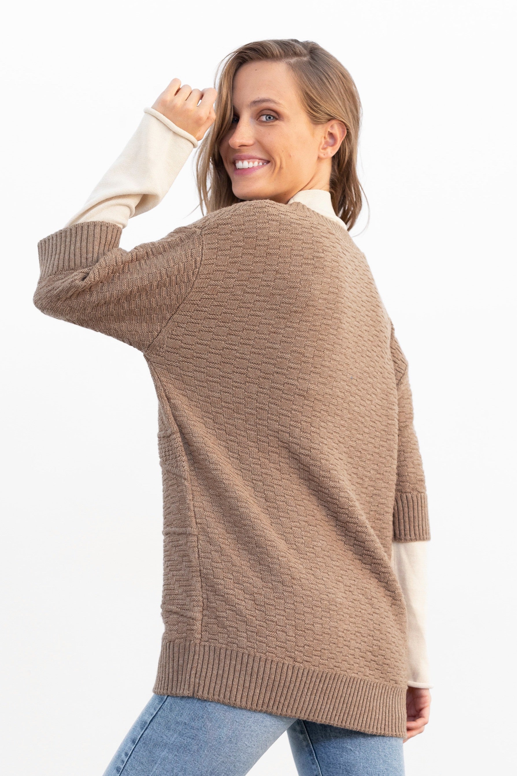 SWEATER ABATE 020n_edited.jpg