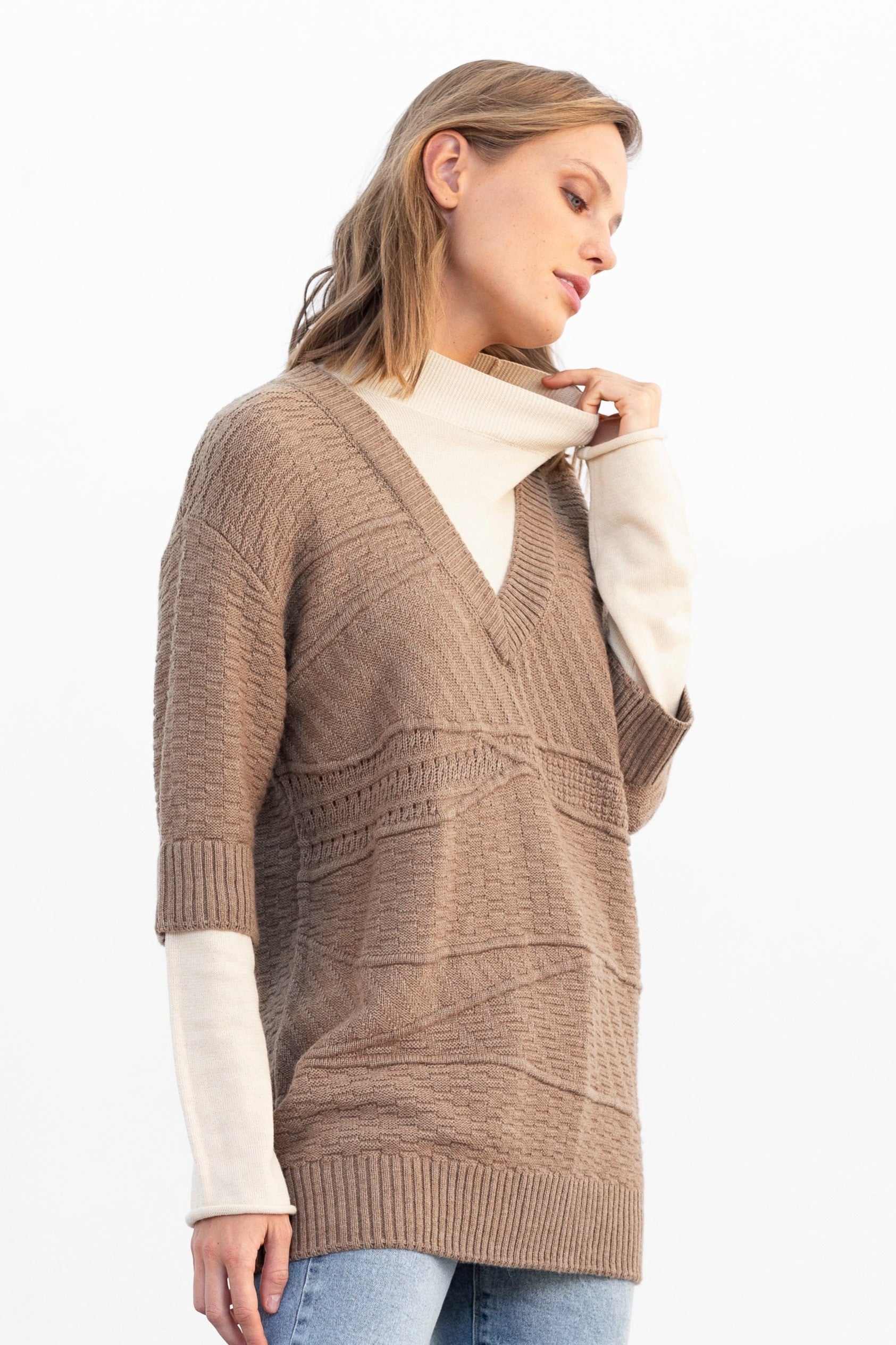 SWEATER ABATE 020i_edited_edited.jpg